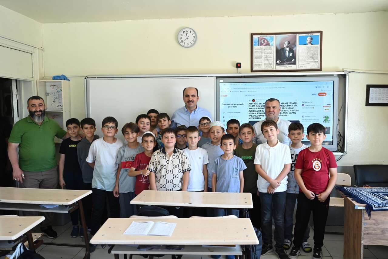Konya’da anlamlı buluşma! Başkan Altay’a büyük ilgi gösterdiler 3